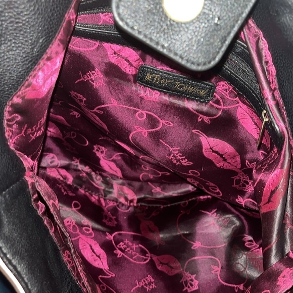 Betsey Johnson Black/White Striped Tote Bag with Chain Handles - Picture 7 of 12